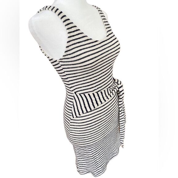 EVERLY black/cream striped tank style fitted dress with waist tie, size S - Picture 4 of 5